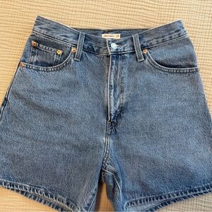 Levi’s Cinch Shorts